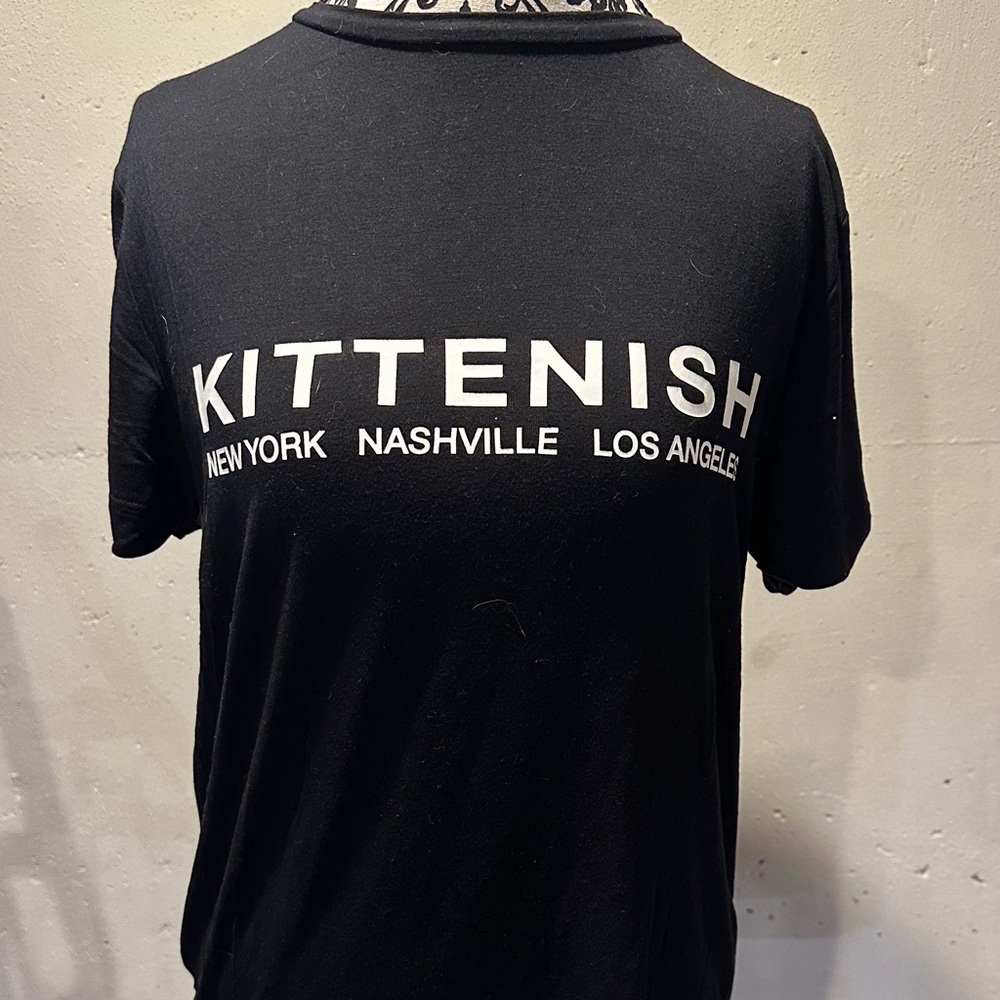 Kittenish Black Tee with City Print